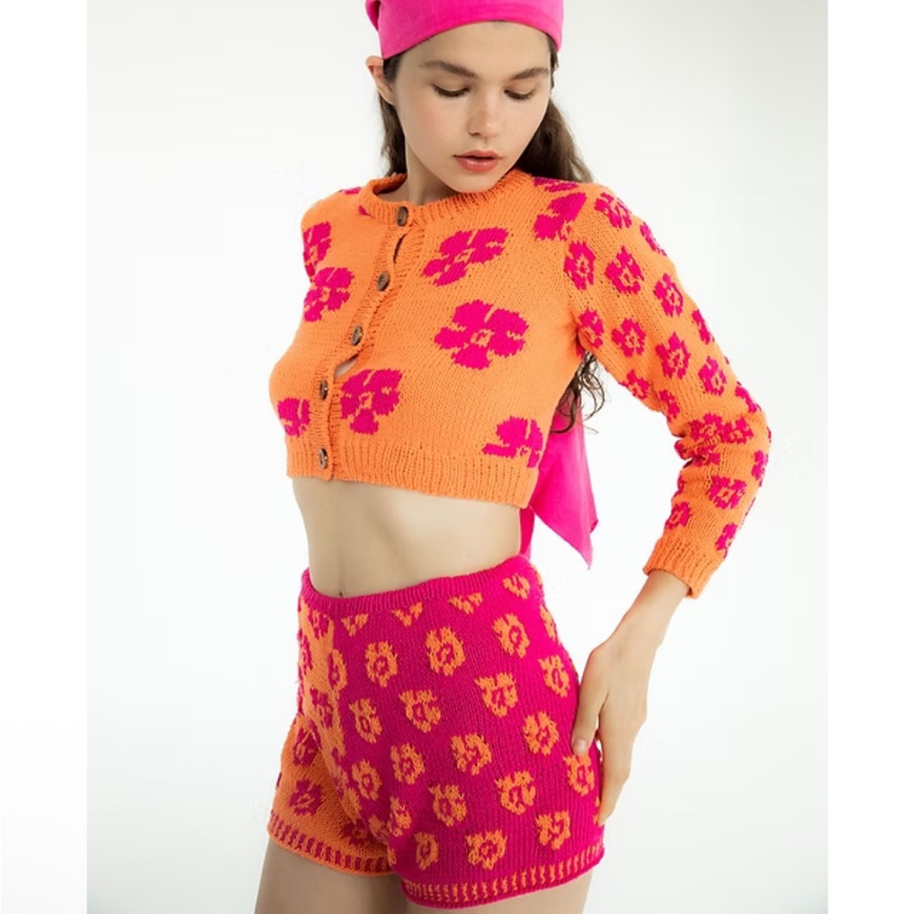 NWT TACH $166 Orange and Magenta Floral Knit Shorts XS